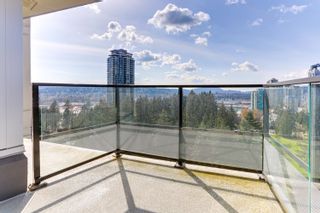 Photo 1: 2205 3096 WINDSOR Gate in Coquitlam: New Horizons Condo for sale : MLS®# R2813557