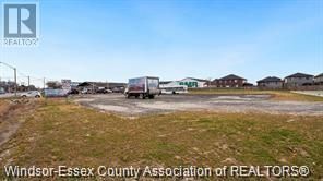Photo 3: 11145 TECUMSEH ROAD East in Windsor: Vacant Land for sale : MLS®# 22025143