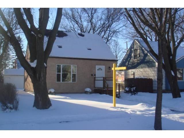 Main Photo: 834 BEACH Avenue in WINNIPEG: East Kildonan Residential for sale (North East Winnipeg)  : MLS®# 1023440