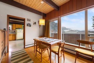 Photo 2: 38316 VISTA Crescent in Squamish: Hospital Hill House for sale : MLS®# R2746656