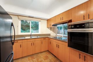 Photo 4: 1275 Tracksell Ave in Saanich: SE Cedar Hill House for sale (Saanich East)  : MLS®# 922748