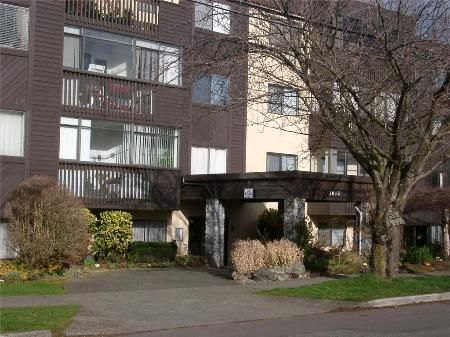 Photo 1: Photos: 105-1012 Collinson St in Victoria: Residential for sale (Canada)  : MLS®# 278518