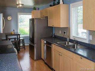 Photo 3: 3 2563 Millstream Rd in VICTORIA: La Atkins Row/Townhouse for sale (Langford)  : MLS®# 731961