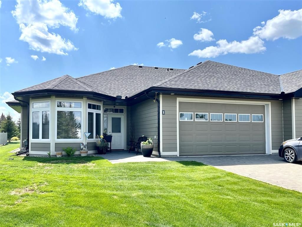 Main Photo: 1 304 Carl Erickson Avenue in Shell Lake: Residential for sale : MLS®# SK930644
