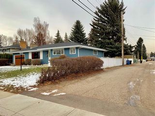 Photo 2: 10540 MAPLERIDGE Crescent SE in Calgary: Maple Ridge Detached for sale : MLS®# C4218427