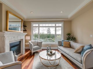 Photo 7: 2437 KINGS Avenue in West Vancouver: Dundarave House for sale : MLS®# R2716020