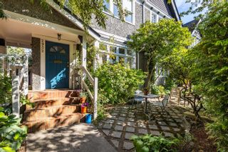 Photo 1: 2932 SOPHIA Street in Vancouver: Mount Pleasant VE Townhouse for sale (Vancouver East)  : MLS®# R2814714
