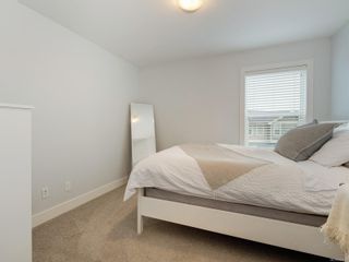 Photo 16: 15 1515 Keating Cross Rd in Central Saanich: CS Keating Row/Townhouse for sale : MLS®# 959712