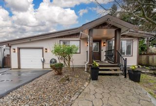 Photo 1: 24814 121 Avenue in Maple Ridge: Websters Corners House for sale : MLS®# R2843677