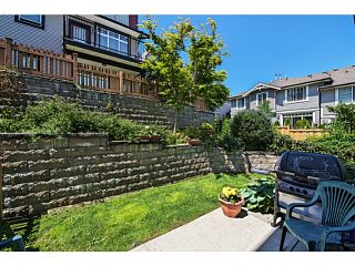 Photo 13: 14 6299 144TH Street in Surrey: Sullivan Station Townhouse for sale in "Altura" : MLS®# F1442845