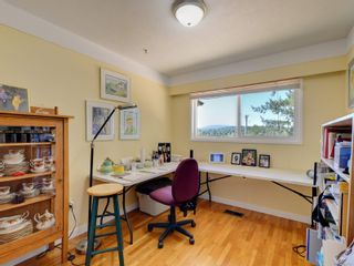 Photo 12: 2310 Tanner Rd in Central Saanich: CS Tanner House for sale : MLS®# 937567