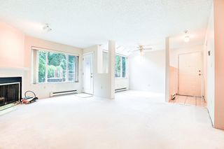 Photo 3: 3333 MARQUETTE Crescent in Vancouver: Champlain Heights Townhouse for sale in "CHAMPLAIN RIDGE" (Vancouver East)  : MLS®# R2283203