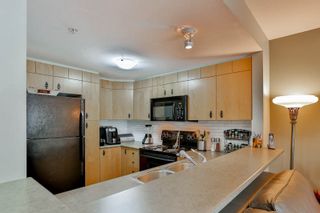Photo 11: 28 7428 SOUTHWYNDE Avenue in Burnaby: South Slope Townhouse for sale (Burnaby South)  : MLS®# R2071528
