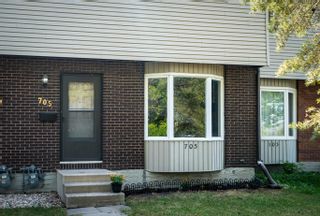 Photo 2: 705 Grey Street in Winnipeg: East Kildonan Residential for sale (3E)  : MLS®# 1807513