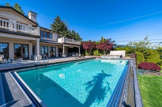 Photo 3: 1069 GROVELAND Road in West Vancouver: British Properties House for sale : MLS®# R2882123