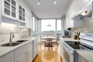 Photo 8: 905 5775 HAMPTON Place in Vancouver: University VW Condo for sale in "The Chatham" (Vancouver West)  : MLS®# R2433107