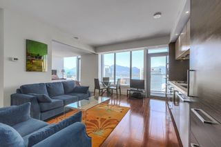 Photo 3: 3003 667 HOWE Street in Vancouver: Downtown VW Condo for sale in "Private Residences at Hotel Georgia" (Vancouver West)  : MLS®# R2657984