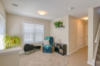 Photo 3: 121 Marquis Lane SE in Calgary: Mahogany Row/Townhouse for sale : MLS®# A1216857