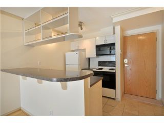 Photo 2: 2908 939 HOMER Street in Vancouver: Yaletown Condo for sale in "THE PINNACLE" (Vancouver West)  : MLS®# V910443
