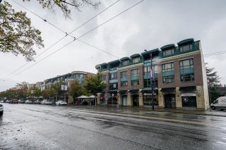 Photo 1: 406 2665 W BROADWAY in Vancouver: Kitsilano Condo for sale (Vancouver West)  : MLS®# R2623783