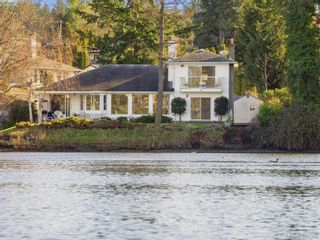 Photo 1: 916 Yarrow Pl in VICTORIA: Es Kinsmen Park House for sale (Esquimalt)  : MLS®# 780418
