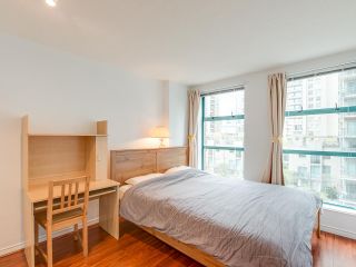 Photo 10: 702 939 HOMER STREET in Vancouver: Yaletown Condo for sale (Vancouver West)  : MLS®# R2052941