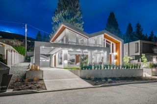 Photo 2: 914 LEOVISTA AVENUE in North Vancouver: Edgemont House for sale : MLS®# R2711778