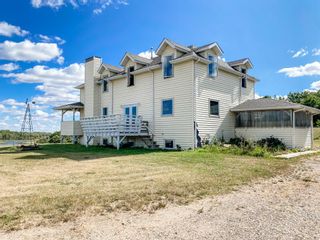 Photo 3: 22037 Highway 11 in Rural Stettler No. 6, County of: Rural Stettler County Detached for sale : MLS®# A2004377