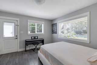 Photo 34: 8 2923 Shelbourne St in Victoria: Vi Oaklands Row/Townhouse for sale : MLS®# 932355