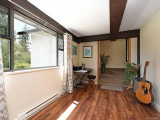 Photo 5: 948 Latoria Rd in Langford: La Happy Valley House for sale : MLS®# 839463