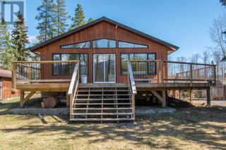 Photo 1: 1905 22ND AVENUE in Smithers: House for sale : MLS®# R2737082