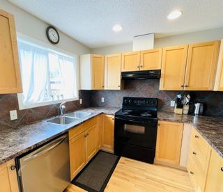 Photo 14: 15 Bridleridge Link SW in Calgary: Bridlewood Row/Townhouse for sale : MLS®# A1231939