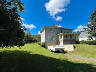 Photo 1: 15 Ash Road in Greenwood: 108-Rural Pictou County Residential for sale (Northern Region)  : MLS®# 202220524