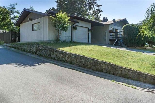 Main Photo: 23406 TAMARACK Lane in Maple Ridge: Albion House for sale : MLS®# R2111235