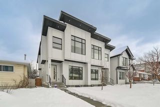 Photo 2: 926 42 Street SW in Calgary: Rosscarrock Semi Detached (Half Duplex) for sale : MLS®# A2117038