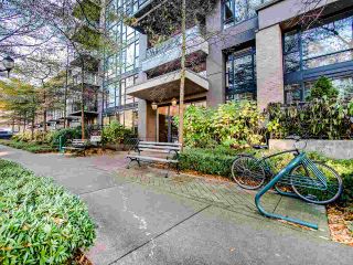 Photo 2: 802 1650 W 7TH Avenue in Vancouver: Fairview VW Condo for sale (Vancouver West)  : MLS®# R2521575
