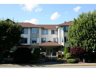 Photo 2: 202 33375 MAYFAIR Avenue in Abbotsford: Central Abbotsford Condo for sale : MLS®# F1415288