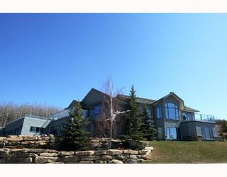 Photo 1: 48 Slopeview Drive SW in CALGARY: The Slopes Residential Detached Single Family for sale (Calgary)  : MLS®# C3376319