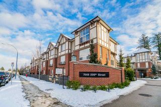 Photo 2: 72 7848 209 Street in Langley: Willoughby Heights Townhouse for sale in "Mason & Green" : MLS®# R2423766