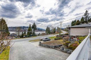 Photo 10: 843 IOCO Road in Port Moody: Barber Street House for sale : MLS®# R2507943