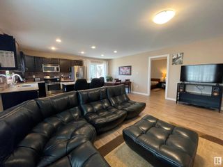 Photo 7: 15803 104 Avenue in Edmonton: Zone 21 House Half Duplex for sale : MLS®# E4383773