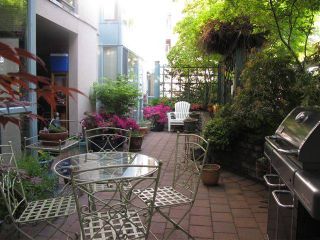 Photo 2: 202 212 LONSDALE Avenue in North Vancouver: Lower Lonsdale Condo for sale in "Two One Two" : MLS®# V893037