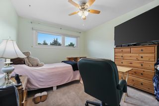Photo 13: 24 Westover Drive SW in Calgary: Westgate Detached for sale : MLS®# A2002524