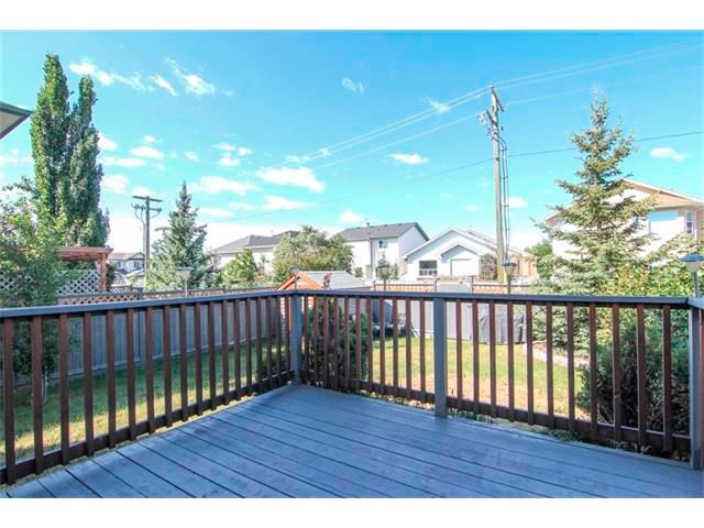 Photo 5: Photos: 196 TUSCANY HILLS Circle NW in Calgary: Tuscany House for sale : MLS®# C4019087