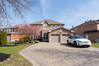 Photo 1: 15 Guildford Circle in Markham: Unionville House (2-Storey) for sale : MLS®# N8247926