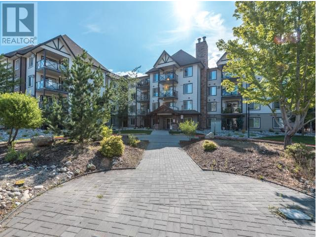 Main Photo: 310 236 Hastings Ave in Penticton: Condo for sale : MLS®# 182322