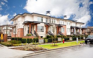 Photo 1: 118 1125 Kensal Place in Coquitlam: New Horizons Townhouse for sale : MLS®# V994728