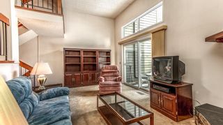 Photo 7: 119 Glamis Terrace SW in Calgary: Glamorgan Row/Townhouse for sale : MLS®# A2014322