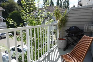 Photo 25: 10 8968 208 Street in Langley: Walnut Grove Townhouse for sale in "CAMBRIDGE COURT" : MLS®# R2757730
