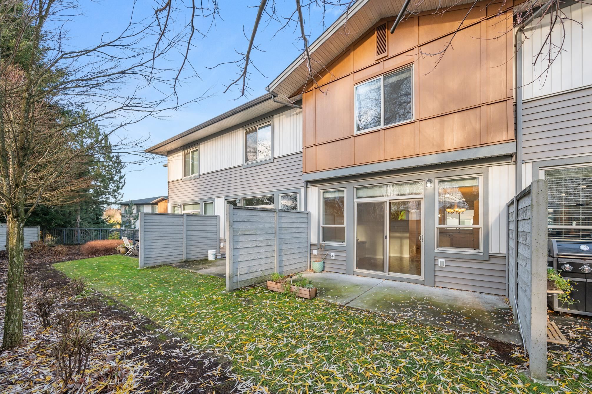 Photo 19: Photos: 3 34248 KING Road in Abbotsford: Poplar Townhouse for sale : MLS®# R2638567